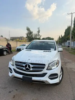Mercedes-Benz GLE-Class 2016 White