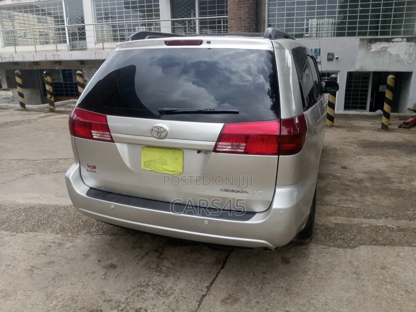 Toyota Sienna 2005 Silver