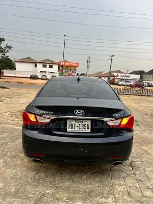 Hyundai Sonata 2012 Black