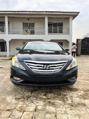 Hyundai Sonata 2012 Black