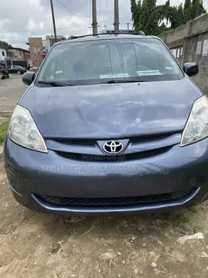Toyota Sienna LE AWD 2006 Blue