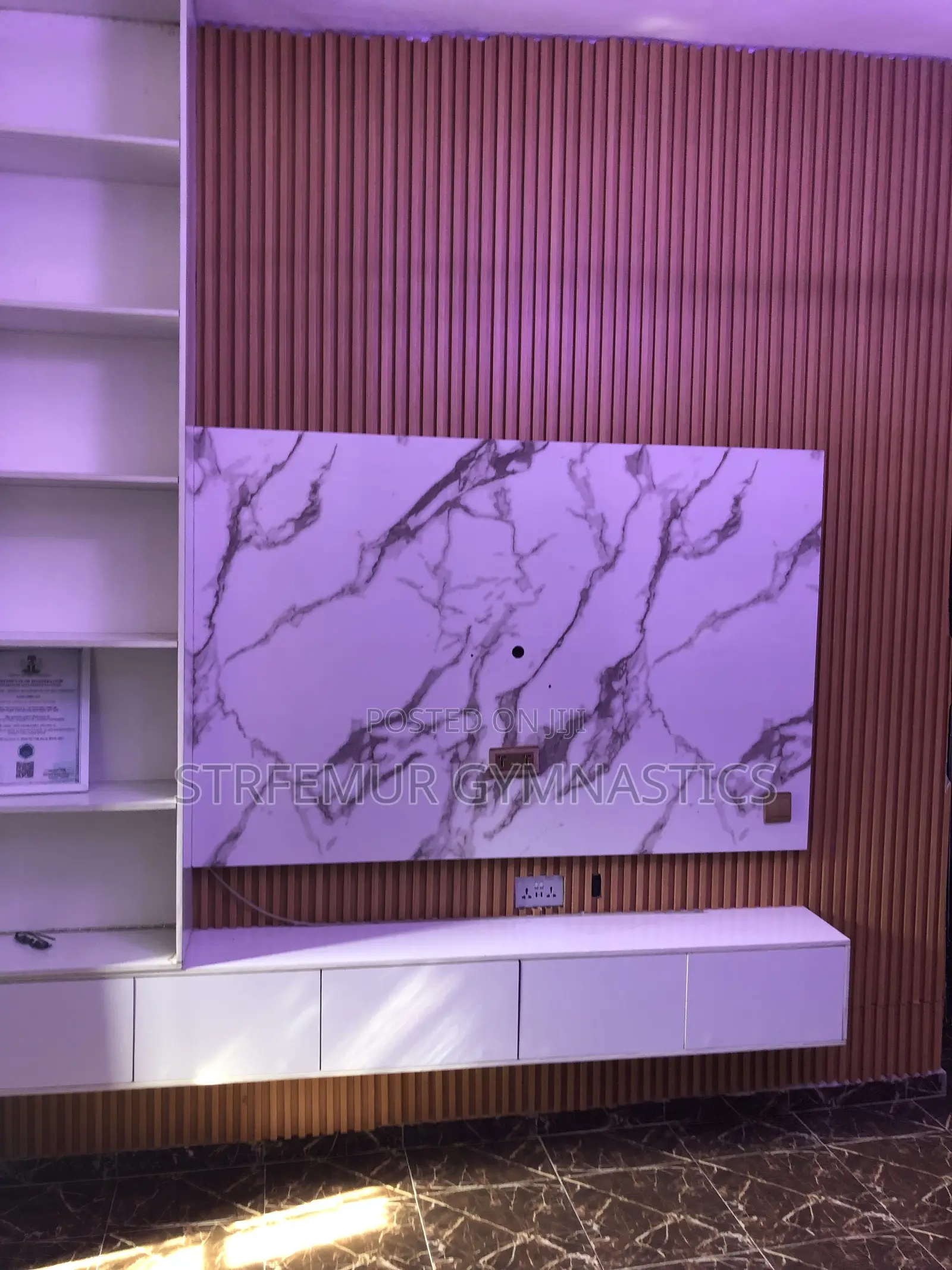Tv Console/Full Couch Set