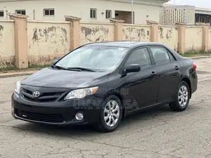 Toyota Corolla 2013 Black