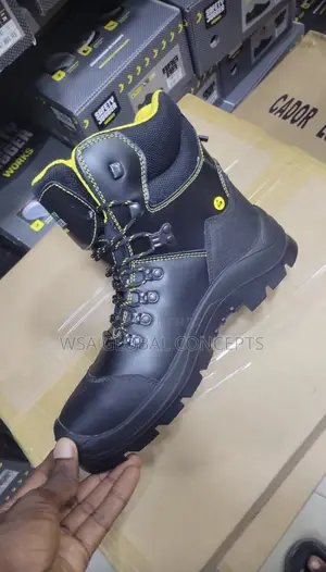 Gora High Quality Executive Safety Joggers Boot