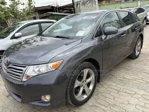Toyota Venza AWD 2011 Gray