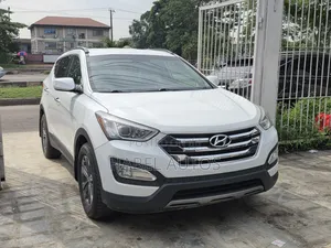 Hyundai Santa Fe Limited 4dr SUV AWD (3.3L 6cyl 6A) 2014 White