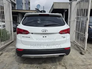 Hyundai Santa Fe Limited 4dr SUV AWD (3.3L 6cyl 6A) 2014 White