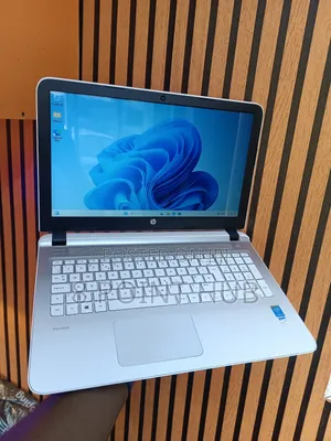 Laptop HP Pavilion 15 8GB Intel Core i3 HDD 500GB