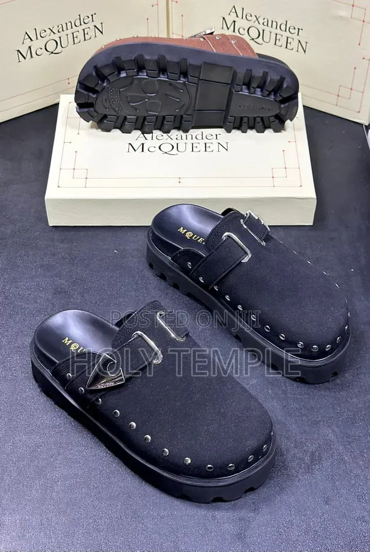 Quality Alexander McQueen