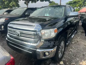 Toyota Tundra 2017 Black