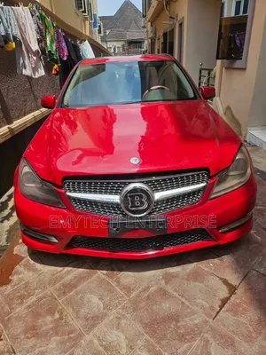 Mercedes-Benz C300 2009 Red