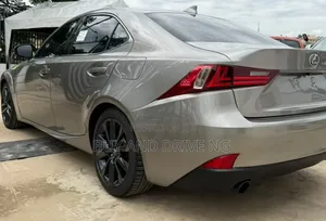 Lexus IS 250 2014 Gold