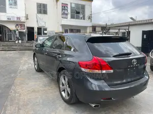 Toyota Venza Limited 2011 Gray