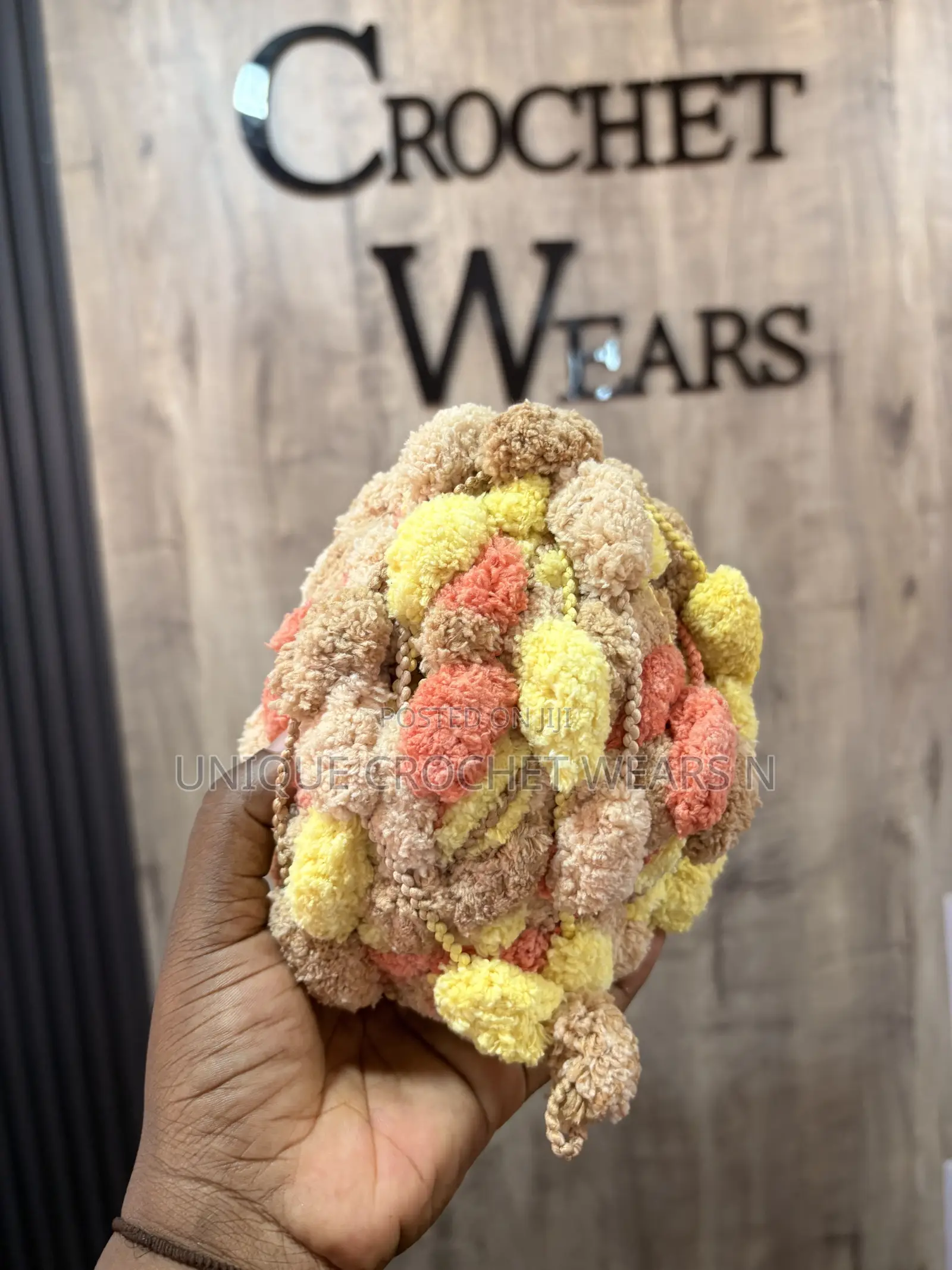 Pompom Yarn 100g