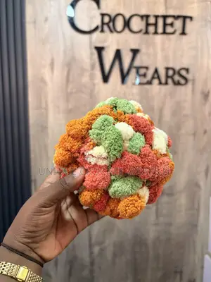 Pompom Yarn 100g