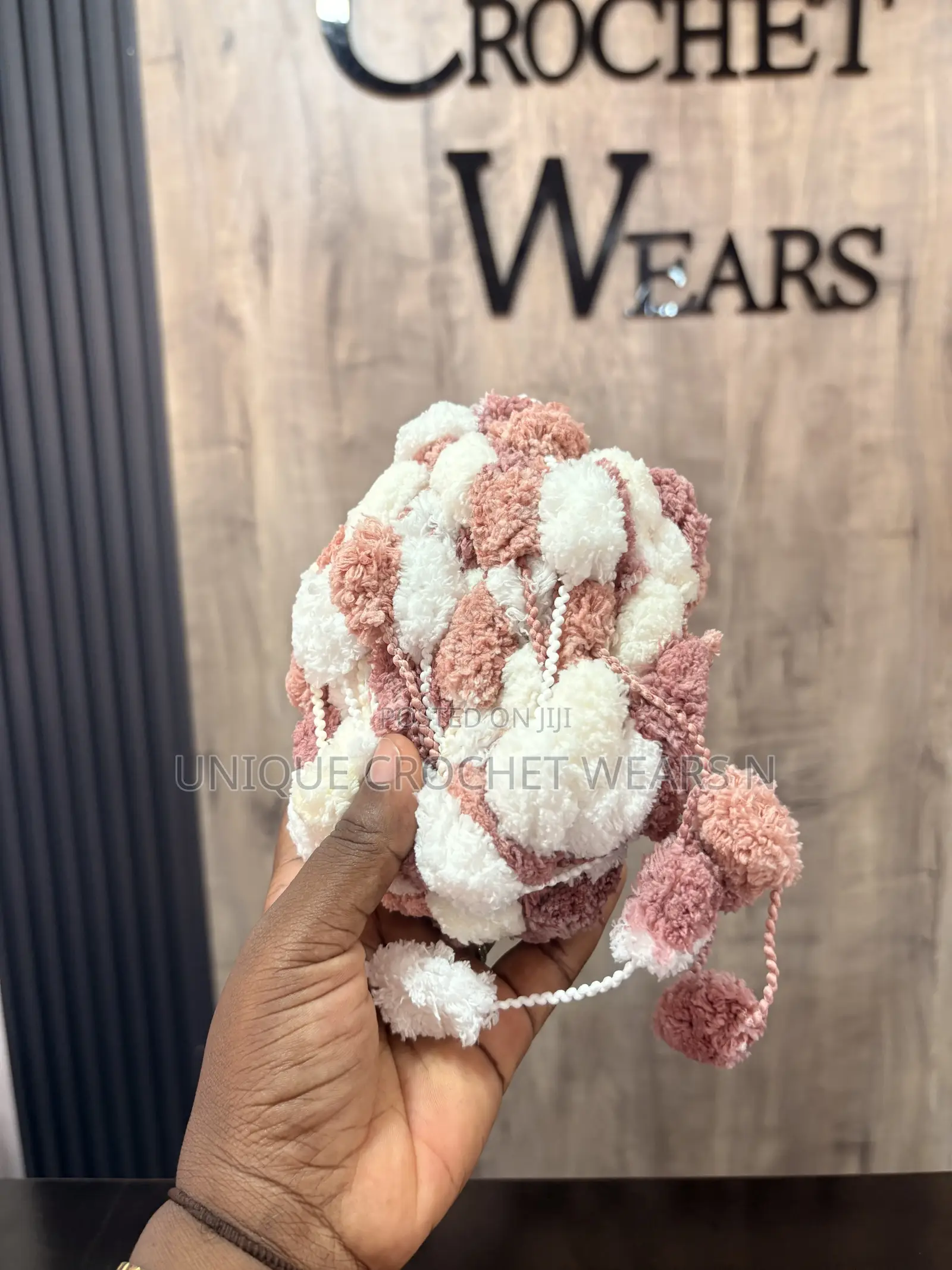 Pompom Yarn 100g