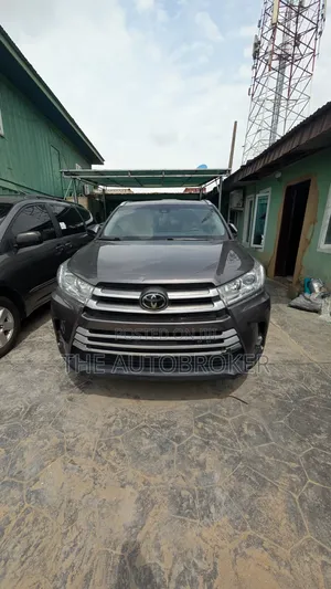 Toyota Highlander 2018 Gray