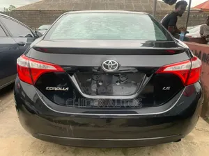 Toyota Corolla 2015 Black