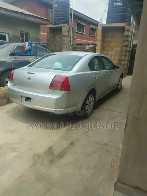 Mitsubishi Galant 2005 Silver