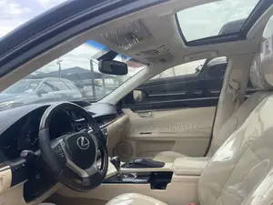 Lexus ES 2013 Black