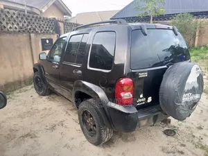 Jeep Liberty 2004 Black