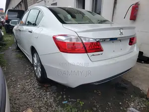 Honda Accord EX-L 4dr Sedan FWD (2.4L 4cyl 2A) 2013 White