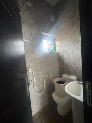 3bdrm Apartment in Olusoji Avenue, Oluyole Estate for rent
