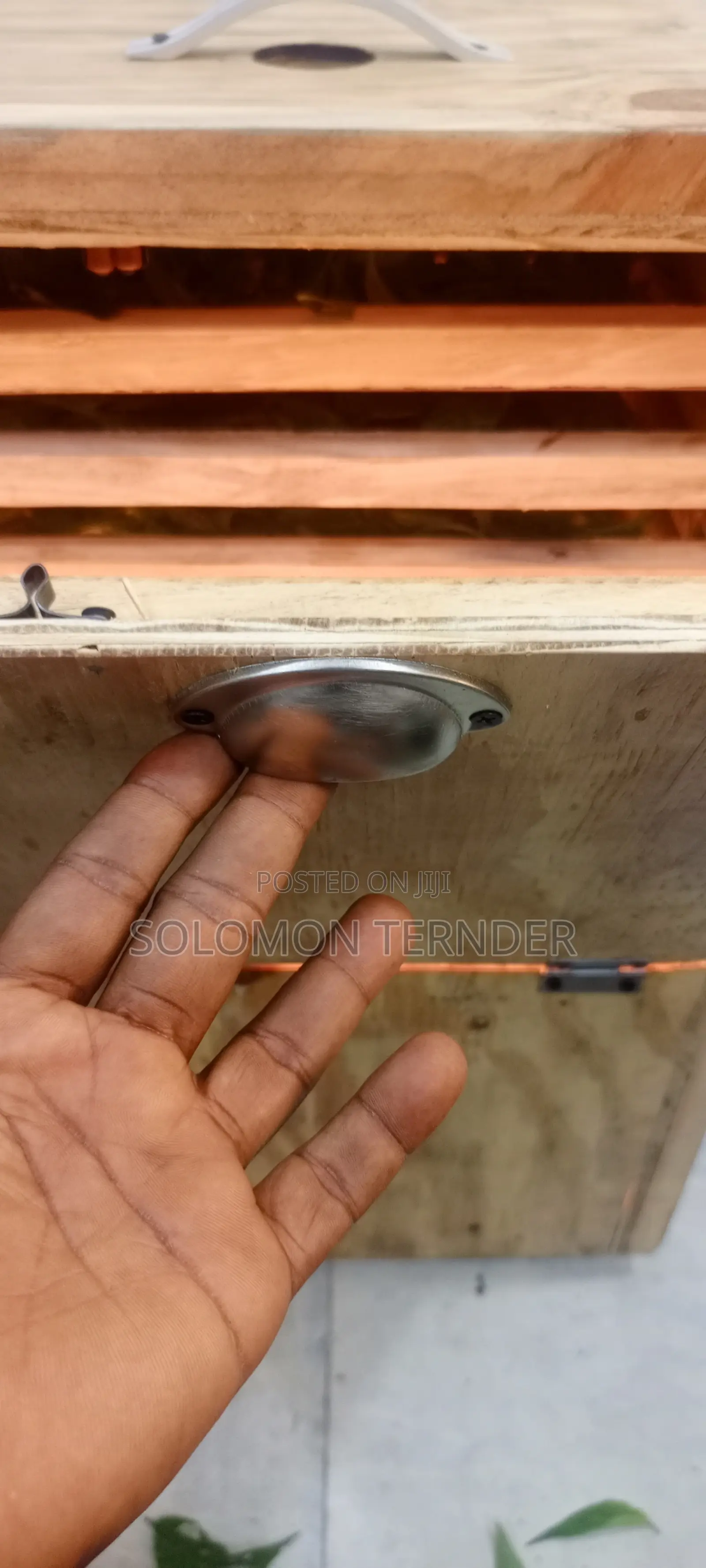 Dehydrator