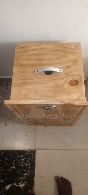 Dehydrator