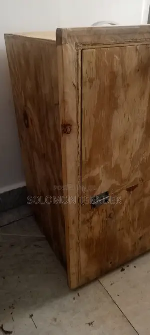 Dehydrator