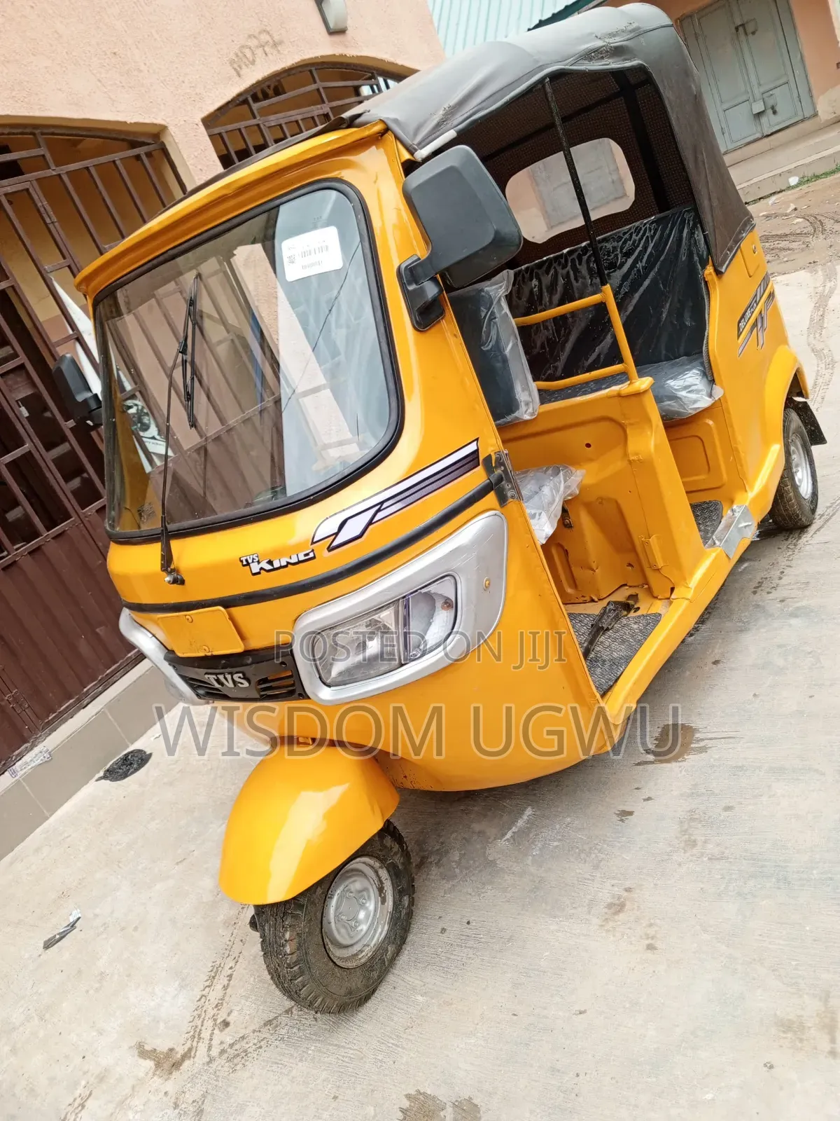 TVS King Deluxe Plus iTouch Start 2021 Yellow