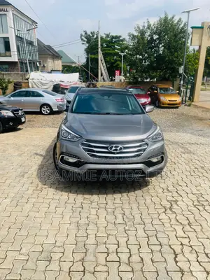Hyundai Santa Fe SE Ultimate AWD 2018 Gray