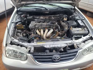 Toyota Corolla Sedan 2001 Silver