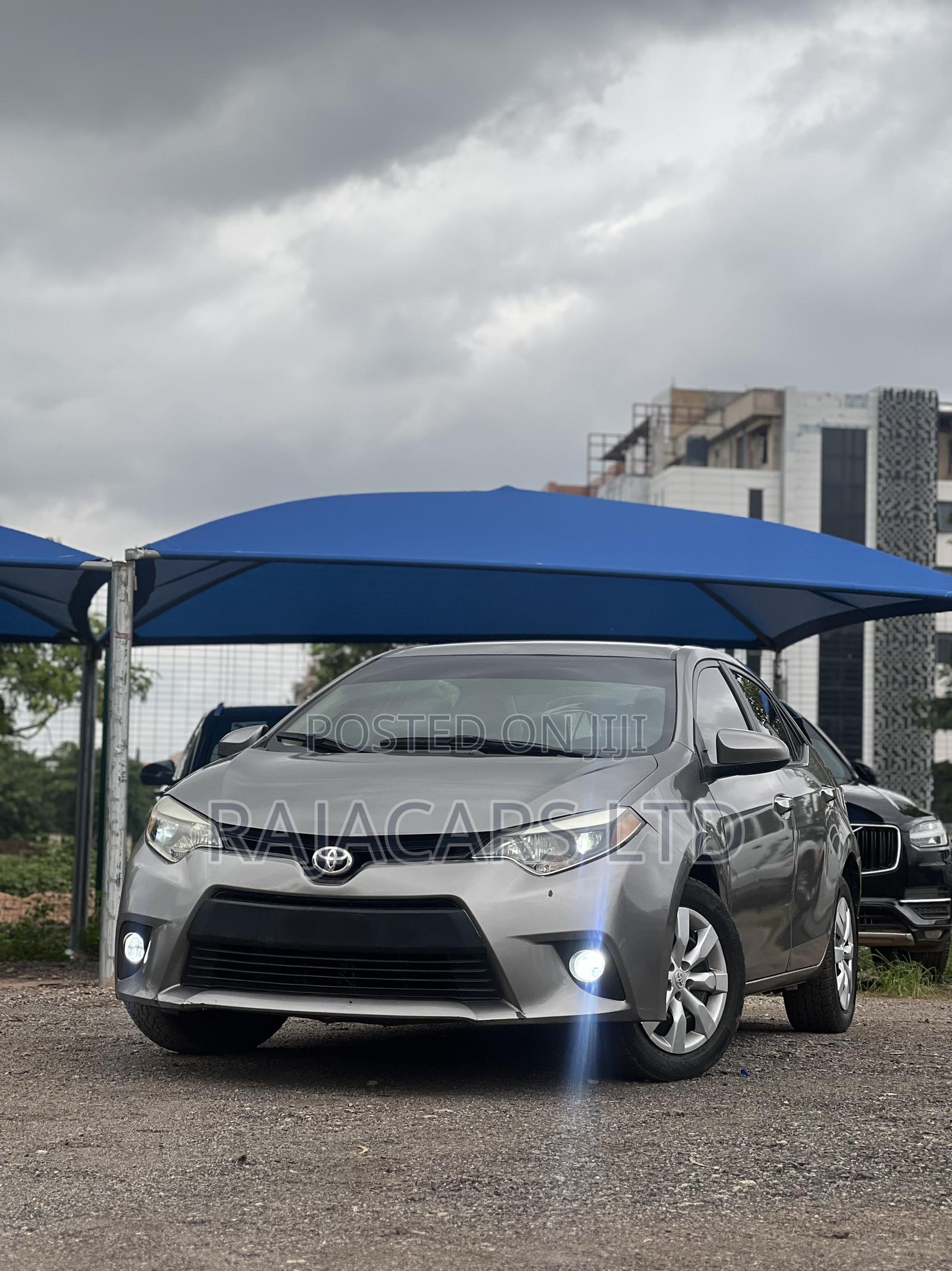 Toyota Corolla LE 4dr Sedan (1.8L 4cyl CVT) 2016 Gray