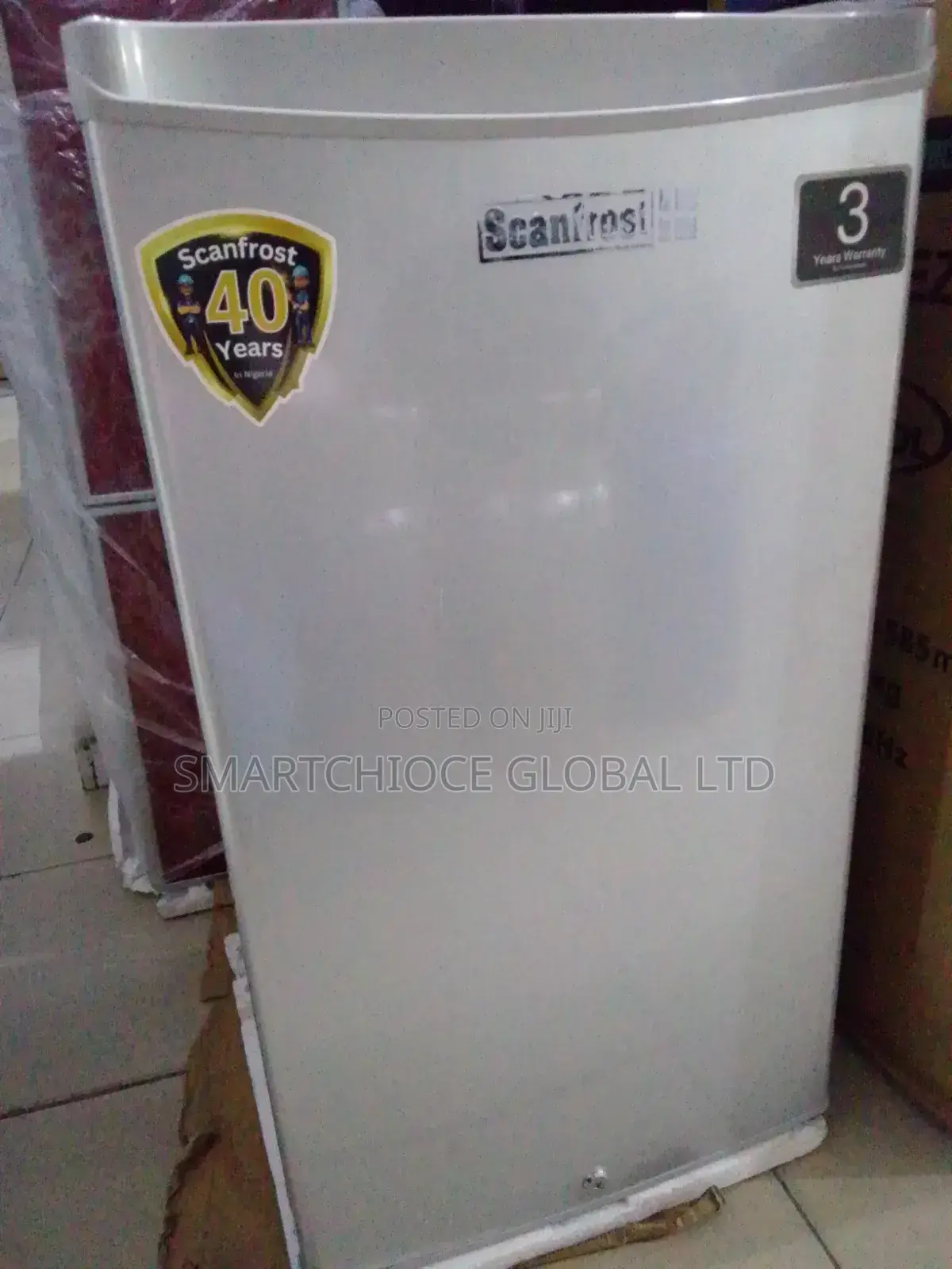 Scanfrost Refrigerator