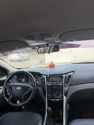 Hyundai Sonata 2012 Silver