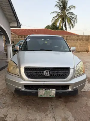 Honda Pilot 2005 Silver