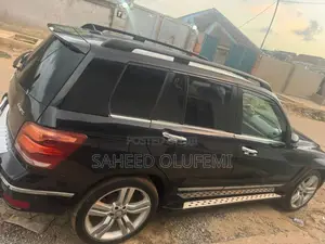Mercedes-Benz GLK-Class 2010 Black