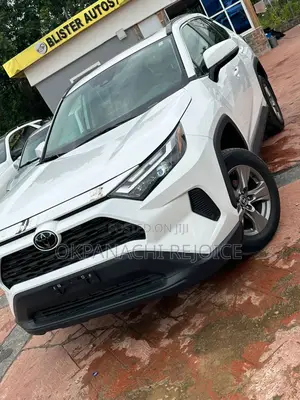 Toyota RAV4 2025 White