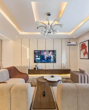 Beautiful Two Bedroom Apartment Shotlet