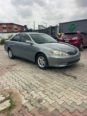 Toyota Camry 2006 Gray