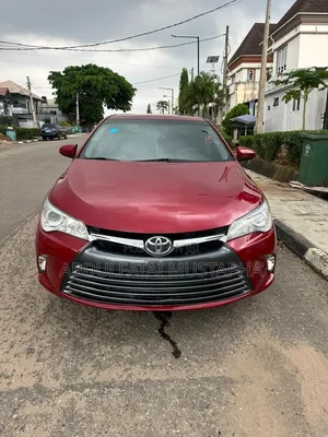 Toyota Camry 2016 Burgundy
