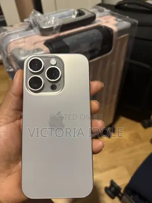 Apple iPhone 15 Pro 128 GB Silver