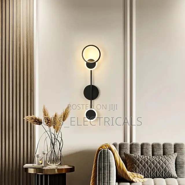 Modern Minimalist Geometric Wall Lamp