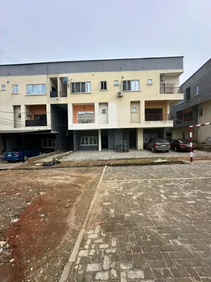 2bdrm Apartment in Paradise 2 Lifecamp for sale