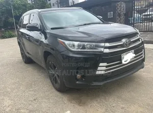 Toyota Highlander 2015 Black