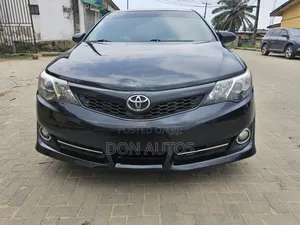 Toyota Camry 2014 Green