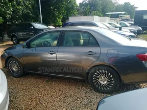 Toyota Corolla 2008 Gray