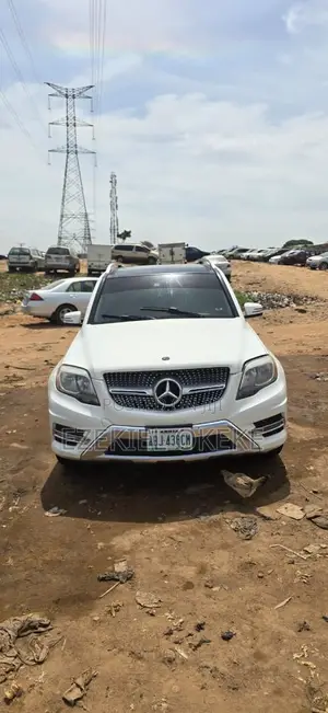 Mercedes-Benz GLK-Class 350 4MATIC 2014 White