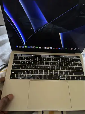 Laptop Apple MacBook Pro 2017 16GB Intel Core i7 SSHD+SSD 256GB